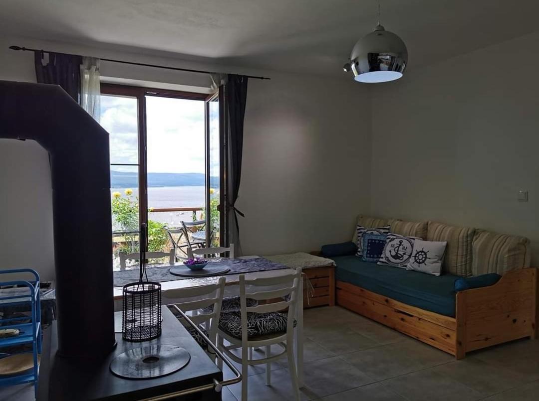 Apartman S Terasou A Vyhledem Na Jezero Lipno Kovarov  Dış mekan fotoğraf