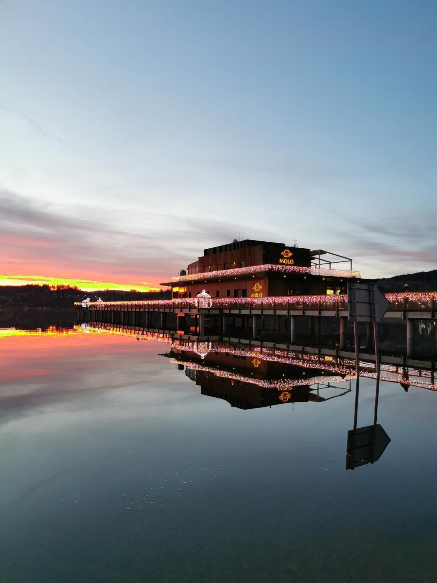 Apartman S Terasou A Vyhledem Na Jezero Lipno Kovarov  Dış mekan fotoğraf