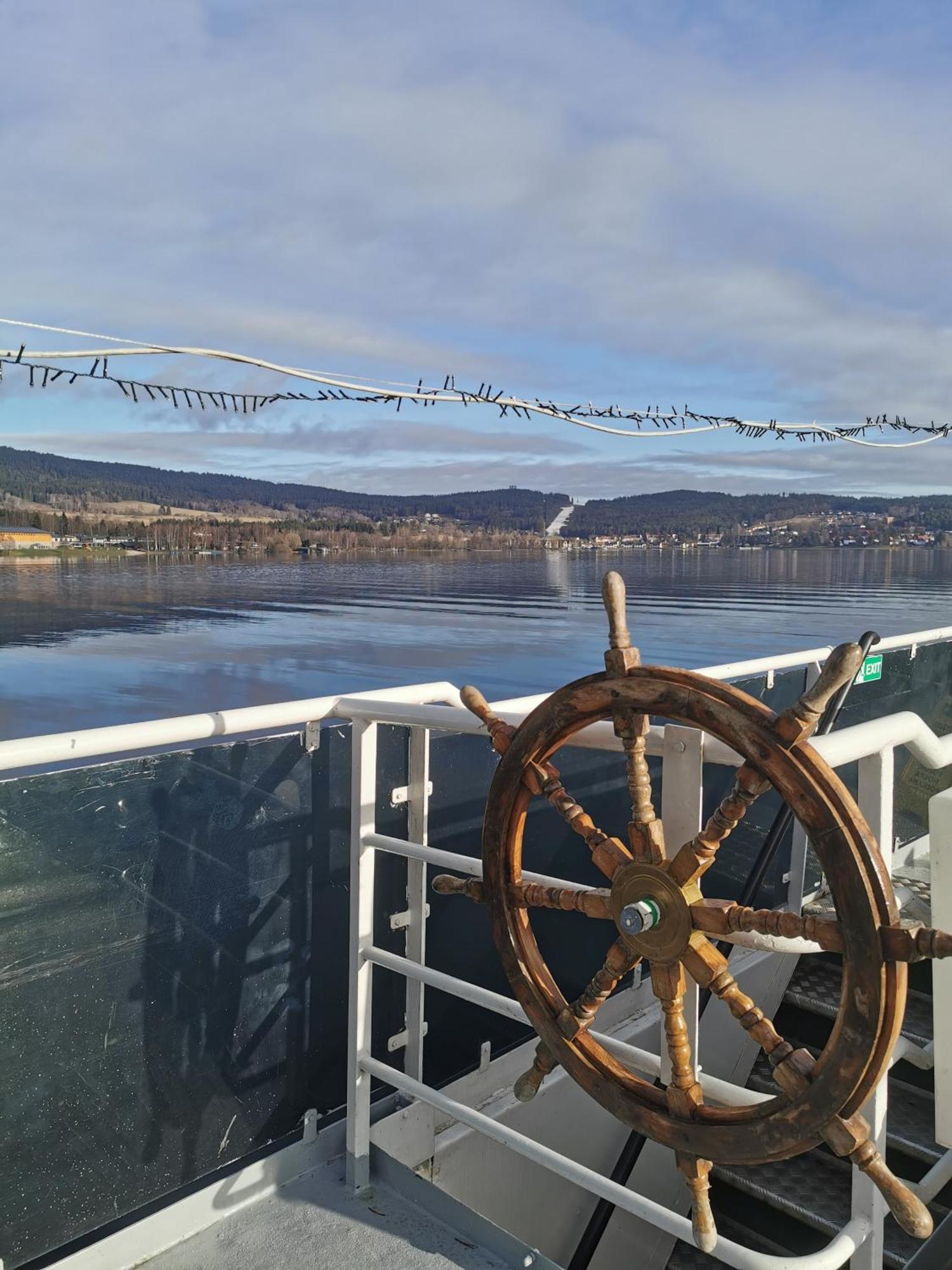 Apartman S Terasou A Vyhledem Na Jezero Lipno Kovarov  Dış mekan fotoğraf